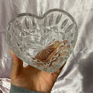 VINTAGE HEART SHAPED CRYSTAL CANDY DISH BOWL DECOR